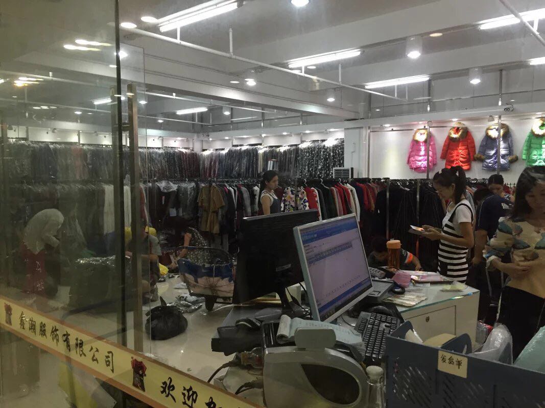 炒雞店門頭裝修店內(nèi)圖_服裝店裝修_服裝淘寶店裝修素材